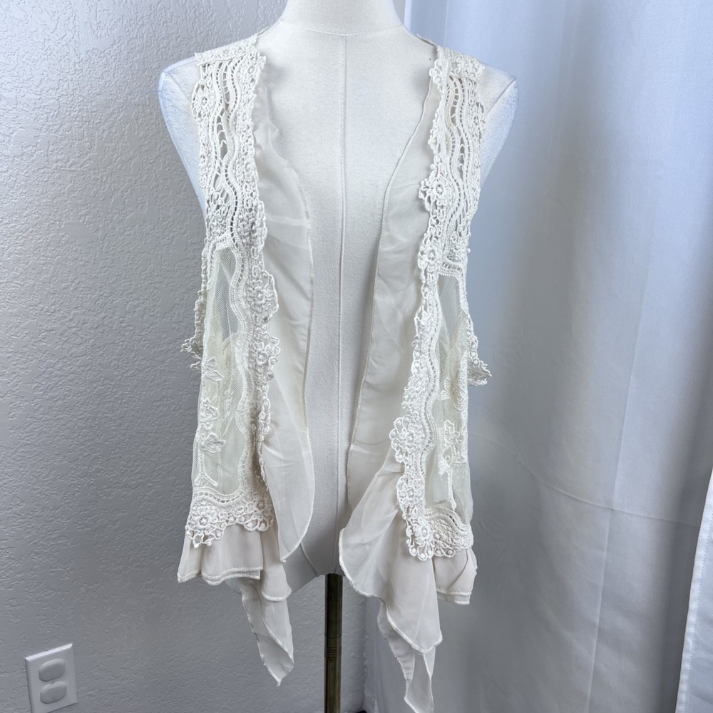 Umgee Crochet Open Front Vest Womens M/L Cream Boho Fairy Layering Y2K Festival